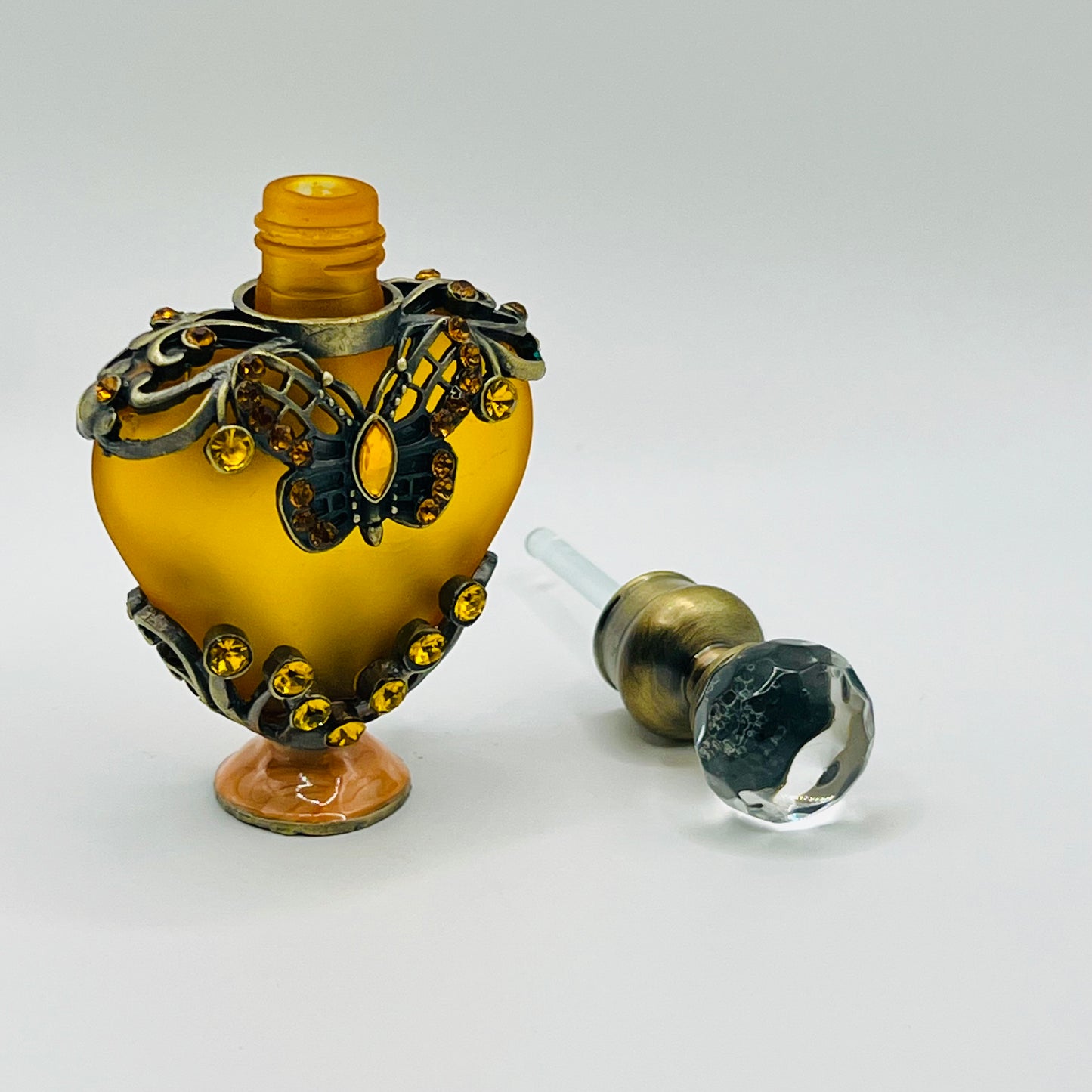 Brown Heart - Fragrances in Signature Bottles