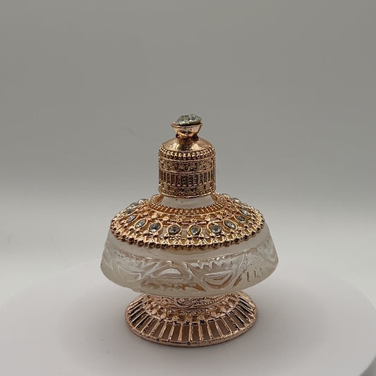 Pink White - Fragrances in Signature Bottles